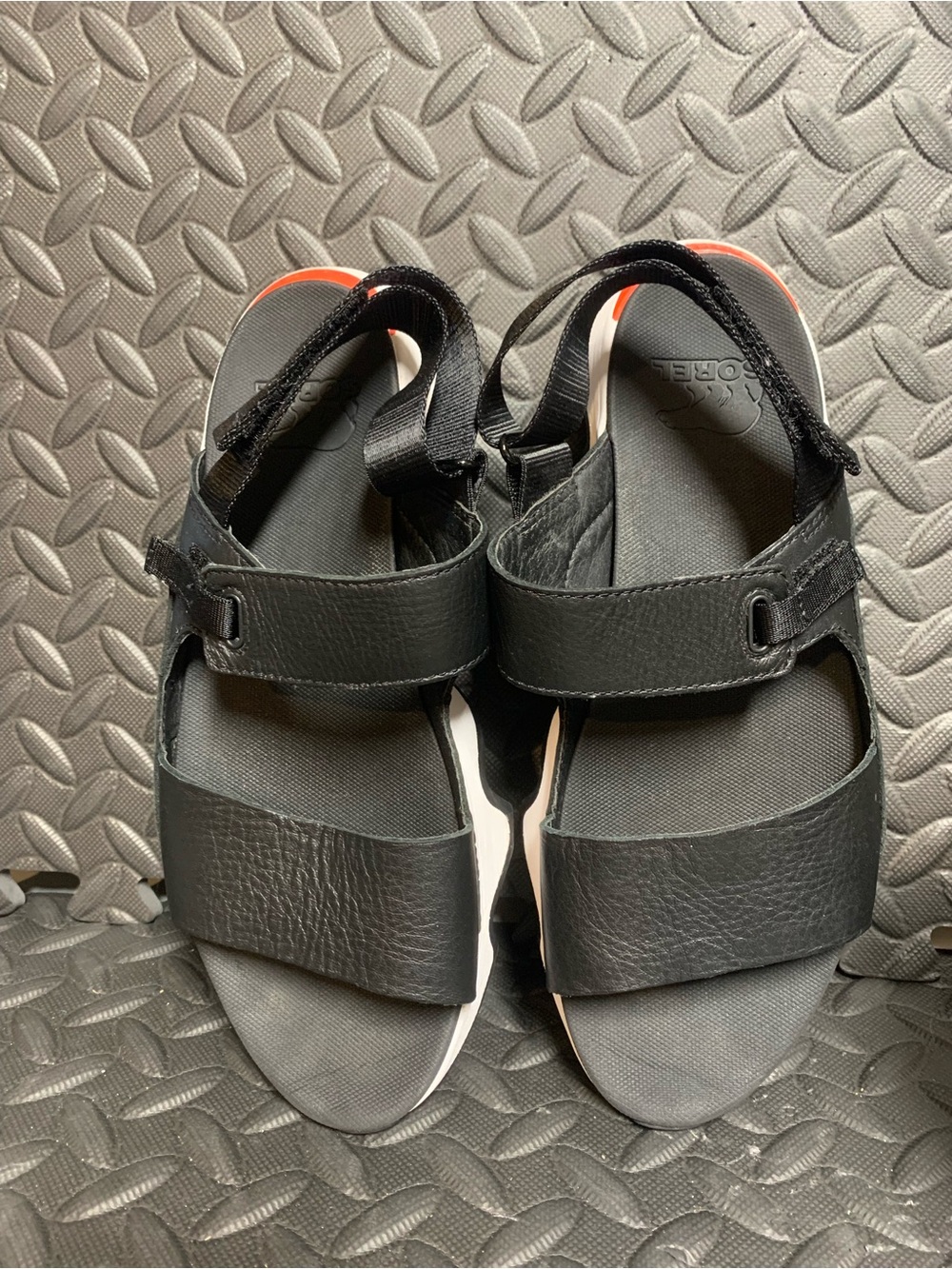 Wome’s Sorel Black Leather Strap Sandals - Comfortable Everyday Wear